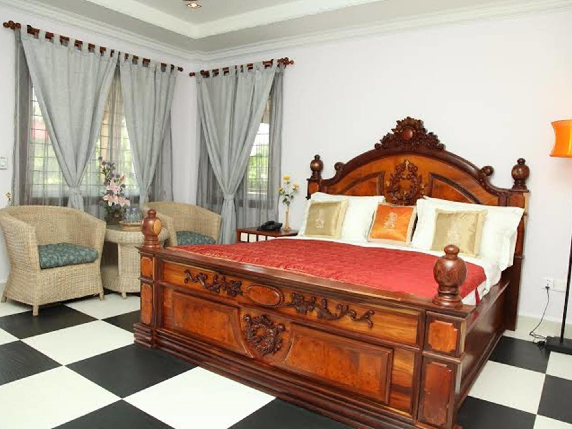Delux Villa Battambang Exterior photo