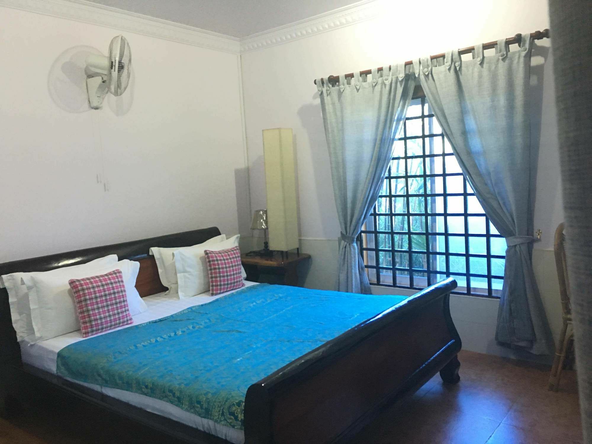 Delux Villa Battambang Exterior photo