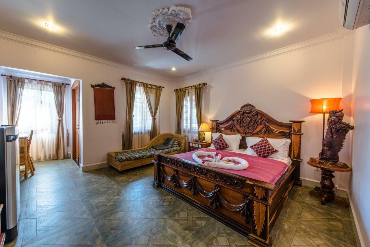 Delux Villa Battambang Exterior photo